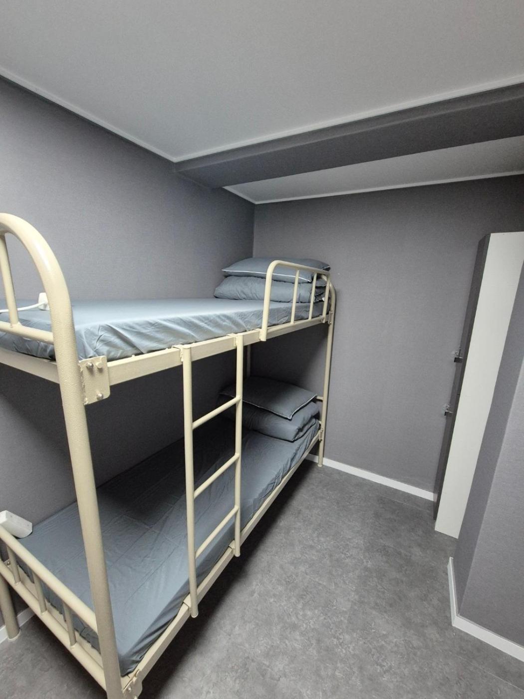 Gangnam Seven Hostel Séoul Extérieur photo